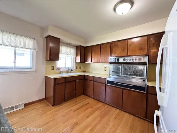 7043 Big Trail RD, Rose Township, MI 48442