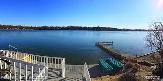 3555 Junior DR, Hamburg Township, MI 48169