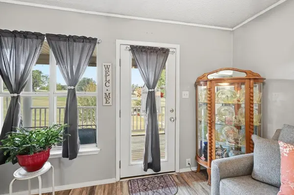 81 Runaway Bay Drive #220, Runaway Bay, TX 76426