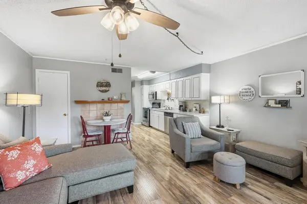 81 Runaway Bay Drive #220, Runaway Bay, TX 76426