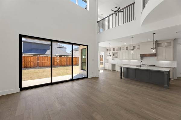 16322 W Old Westbury Lane, Frisco, TX 75033