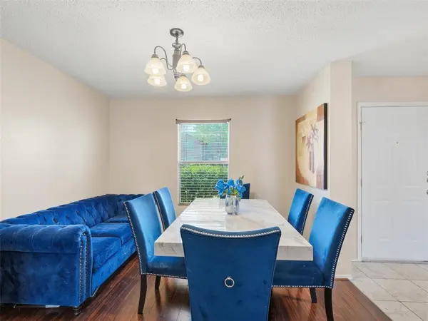 1424 Bumble Bee Drive, Lancaster, TX 75134