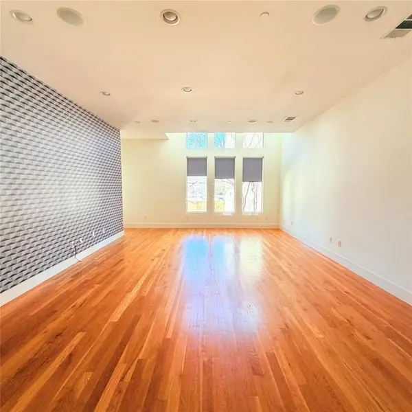 1600 N Haskell Avenue #11, Dallas, TX 75204