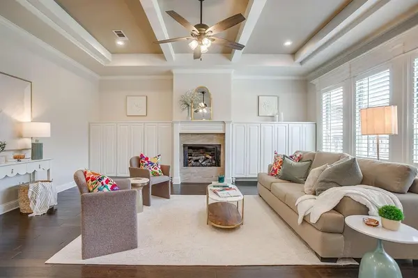 306 Creekview Terrace, Aledo, TX 76008