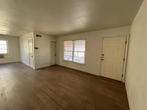 4855 Elena Street, Dallas, TX 75216