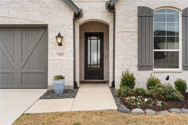 1919 Rondinella Drive, Mclendon Chisholm, TX 75032