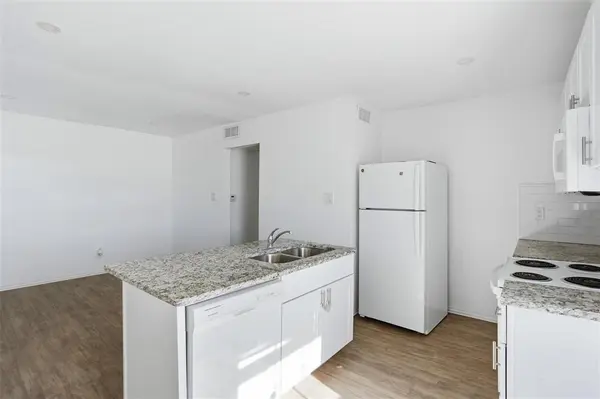 901 Bessie Street, Fort Worth, TX 76104