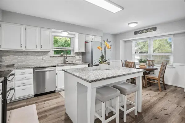 2406 S Forest Hls, Corinth, TX 76210