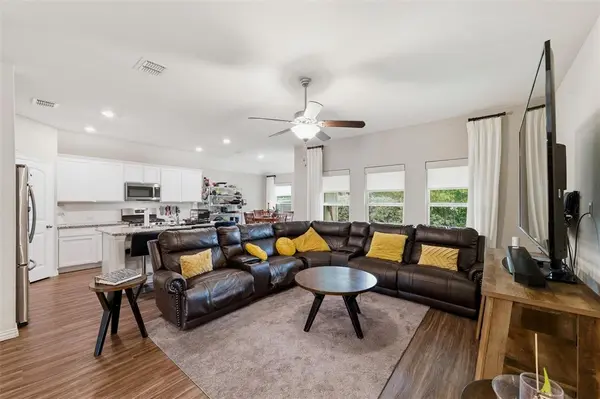 9201 Acre Meadows Lane, Arlington, TX 76002