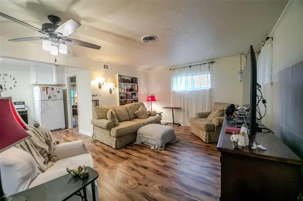 10313 Pinecrest Drive, Dallas, TX 75228