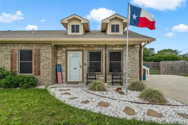 106 Moore Street, Itasca, TX 76055