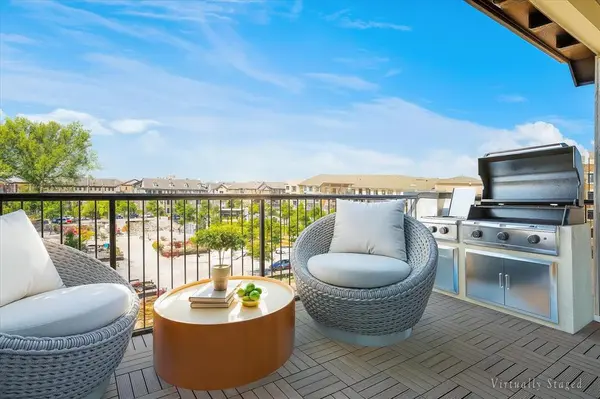 14956 Oak Street, Addison, TX 75001