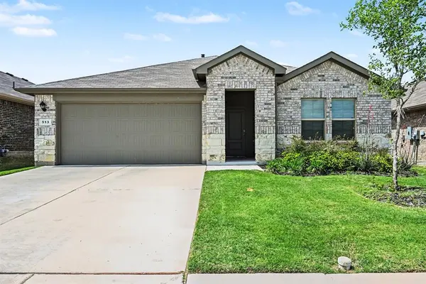 513 Bronze Circle W, Springtown, TX 76082