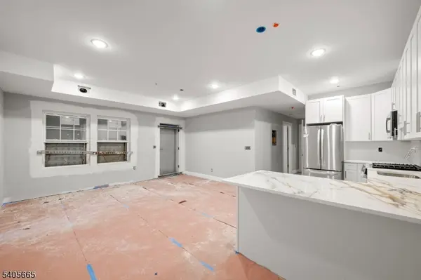 512 S 15Th St, Newark City, NJ 07103