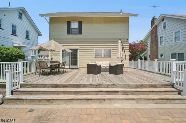 122 Westover Ave, West Caldwell Twp., NJ 07006