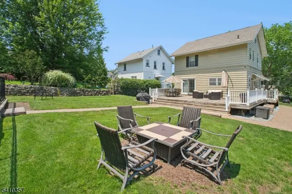 122 Westover Ave, West Caldwell Twp., NJ 07006