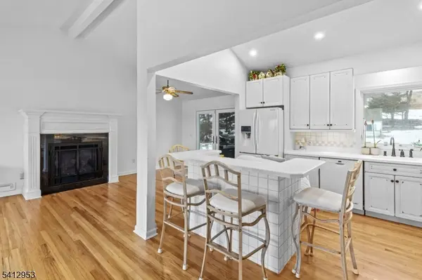 31 Ridge Ct, Cedar Grove Twp., NJ 07009