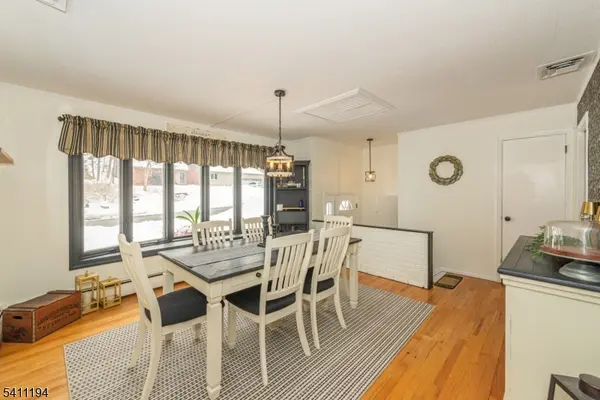 5 Winding Way, Andover Twp., NJ 07821