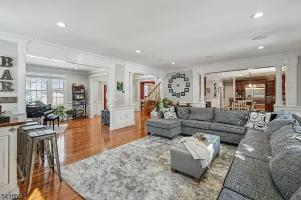 25 Page Dr, Oakland Boro, NJ 07436