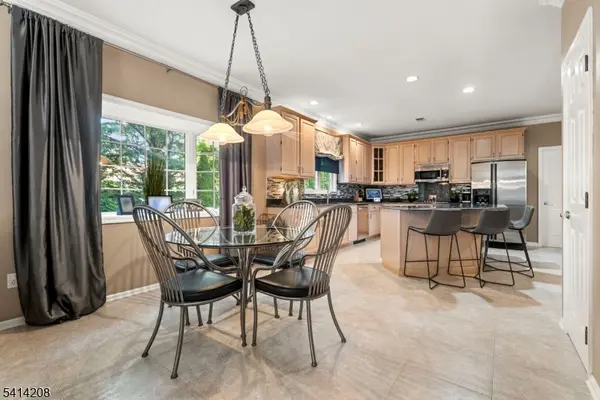 9 Woodland Ct, Wayne Twp., NJ 07470