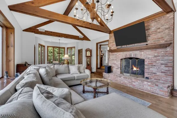 149 Lake End Rd, Rockaway Twp., NJ 07435