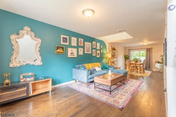 20 Mevan Ave, Englewood City, NJ 07631