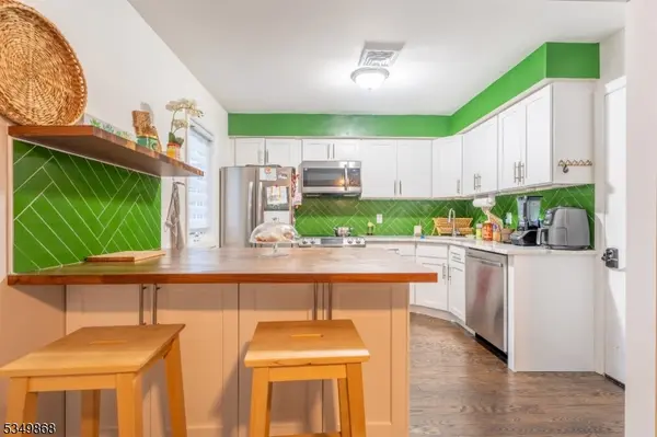 20 Mevan Ave, Englewood City, NJ 07631