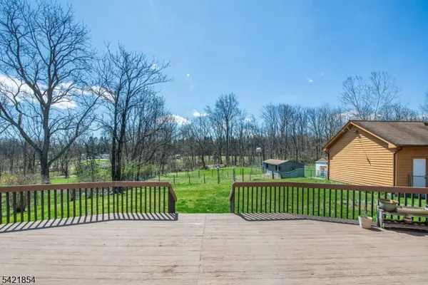 15 Mount Pleasant Rd, Knowlton Twp., NJ 07832
