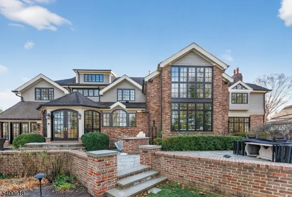 54 Hamilton Dr, North Caldwell Boro, NJ 07006