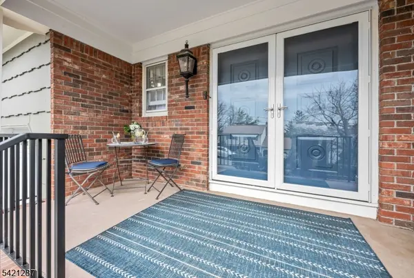 32 Schirra Dr, Wanaque Boro, NJ 07465