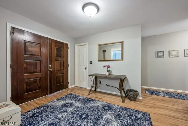 32 Schirra Dr, Wanaque Boro, NJ 07465