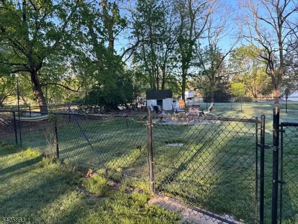 225 Sunnymead Rd, Hillsborough Twp., NJ 08844