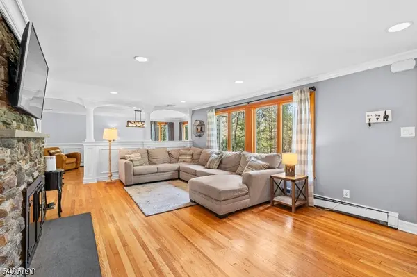 21 Turkey Hill Rd, Montville Twp., NJ 07005