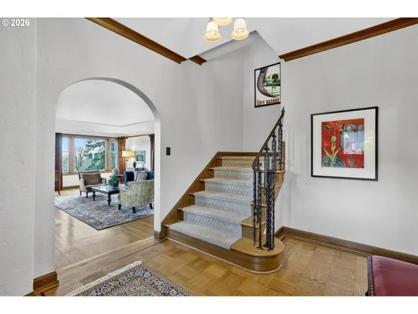 782 NW POWHATAN TER, Portland, OR 97210