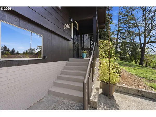 1290 SCENIC VIEW DR, Stayton, OR 97383