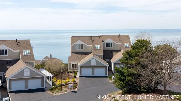 728 Spyglass HL, Park Twp, MI 49424