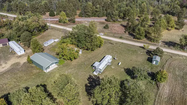 1215 Bear AVE, Redding Twp, MI 48625