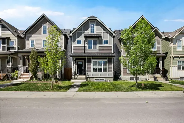 254 Walgrove TER SE, Calgary, AB T2X4E7