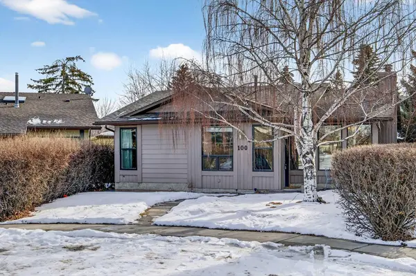100 Strathcona Close SW, Calgary, AB T3H 1L3