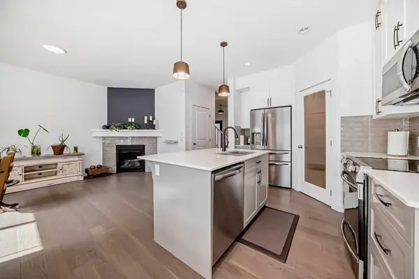 357 Nolanhurst CRES NW, Calgary, AB T3R 1J4