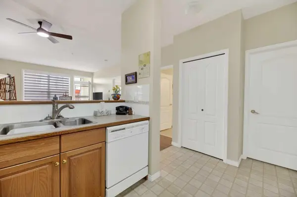 4500 50 AVE #226, Olds, AB T4H 1X5