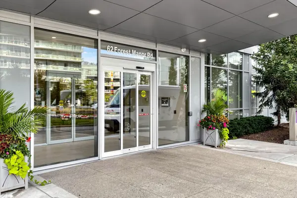 62 Forest Manor RD #606, Toronto C15, ON M2J 1M6