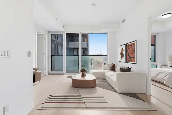 35 Rolling Mills RD #S451, Toronto C08, ON M5A 0V6