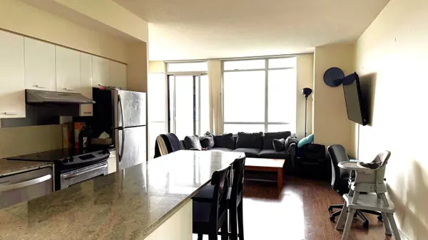 29 Singer CT #2605, Toronto C15, ON M2K 0B3