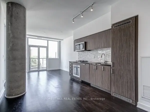 501 St Clair AVE W #601, Toronto C02, ON M5P 0A2