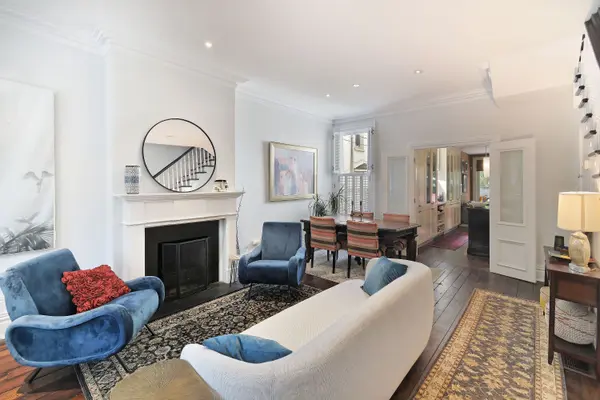 422 Sackville ST, Toronto C08, ON M4X 1S9