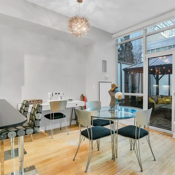 350 Wellington ST W #G25, Toronto C01, ON M5V 3W9