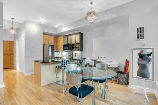 350 Wellington ST W #G25, Toronto C01, ON M5V 3W9