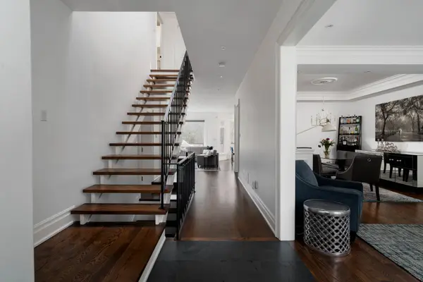 57 Burncrest DR, Toronto C04, ON M5M 2Z4