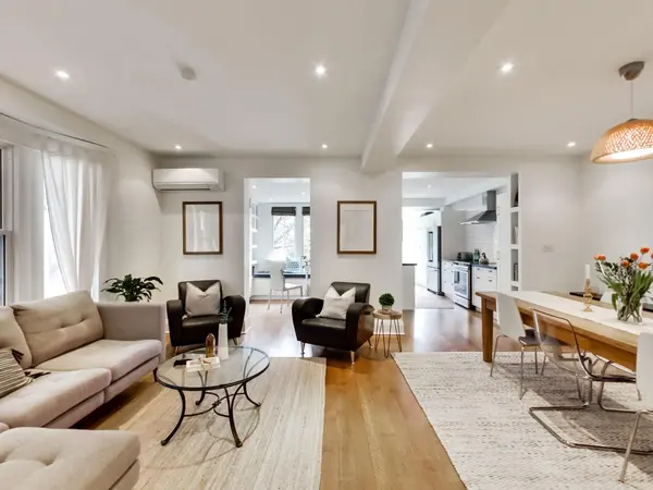 11 Delaware AVE, Toronto C01, ON M6H 2S8